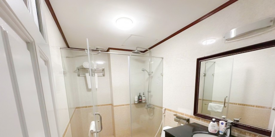 lạc long quân - cao cấp.jpg